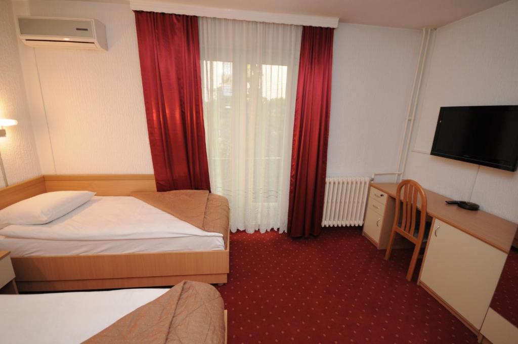 Golden Card Motel Banja Luka Room photo